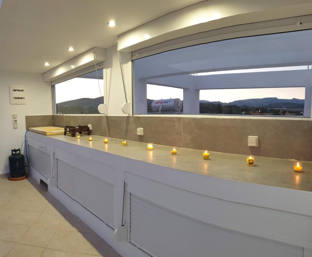 Sea Breeze Villa Хараки Экстерьер фото